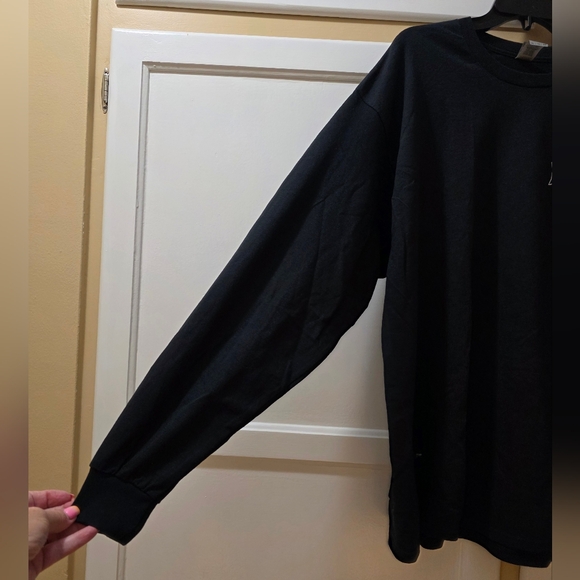 Men's BOOYAA Black Long-Sleeved T-shirt - Picture 4 of 8